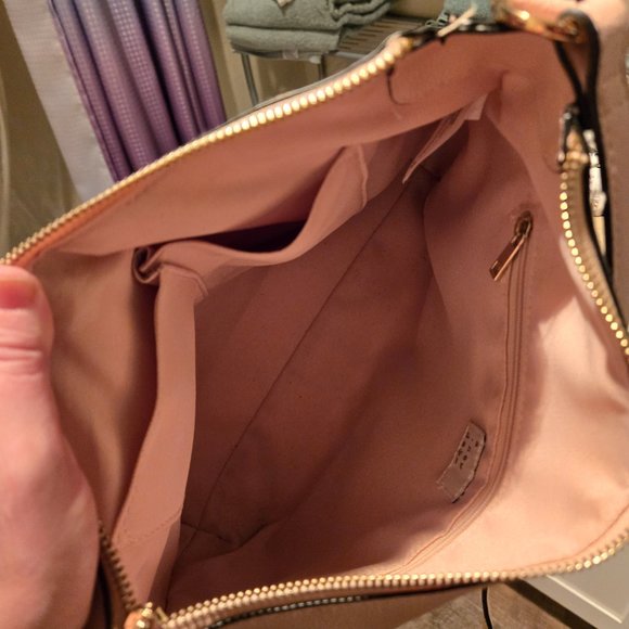 Pink Crossbody bag - Picture 3 of 11